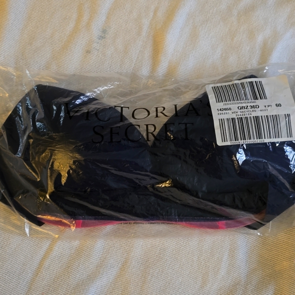 Victoria secrets bra